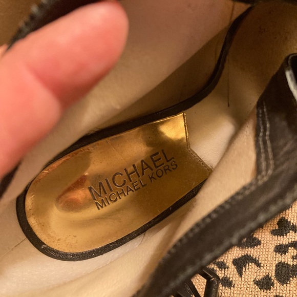 Michael kors booties size 7.5 - Picture 4 of 5